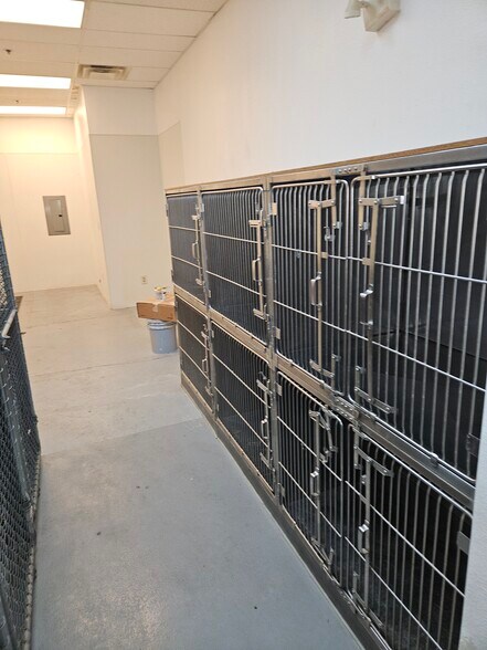 More Photos Of 6017-6025 E McKellips Rd, Mesa Unknown For Lease