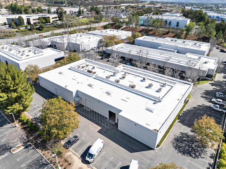 More Photos Of 94 W Cochran St, Simi Valley Research And Development For Sale