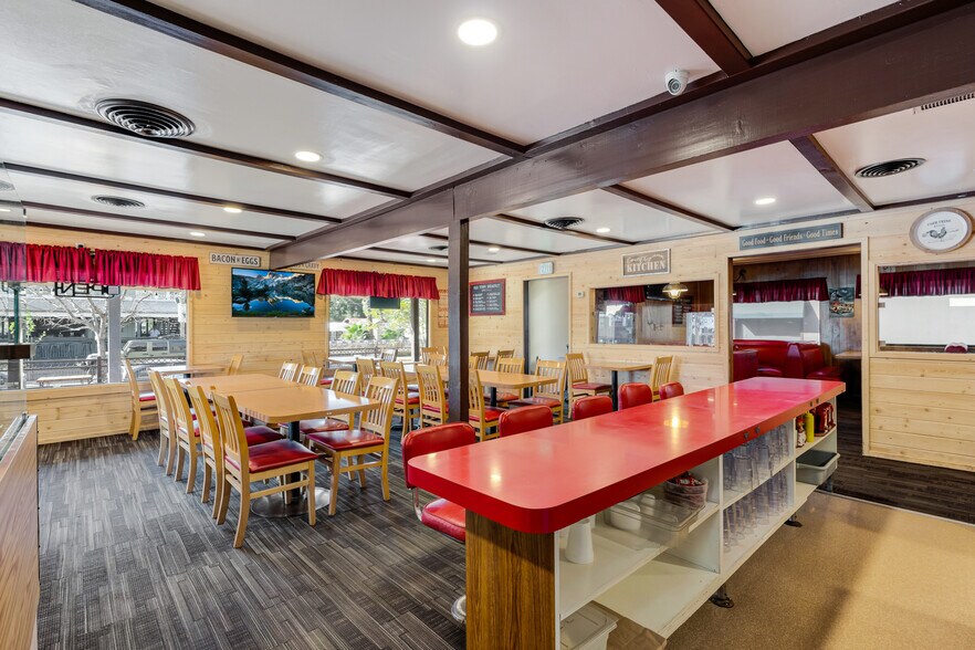 More Photos Of 28676 Old Town Front St, Temecula Storefront Retail Office For Sale