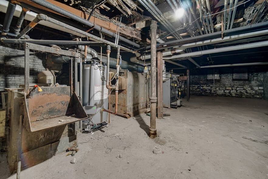 More Photos Of 4533-4547 S Calumet Ave, Chicago Apartments For Sale