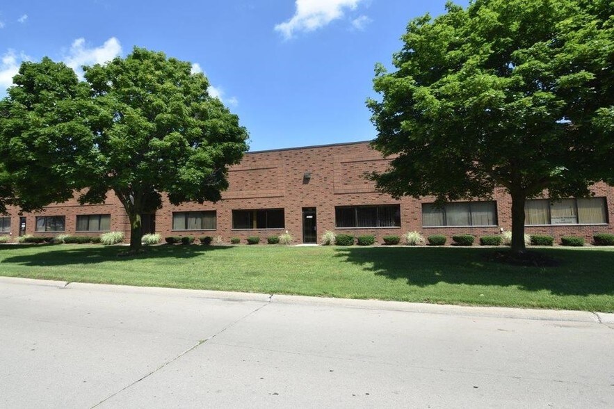 Primary Photo Of 44830-44870 Vic Wertz Dr, Clinton Township Warehouse For Lease