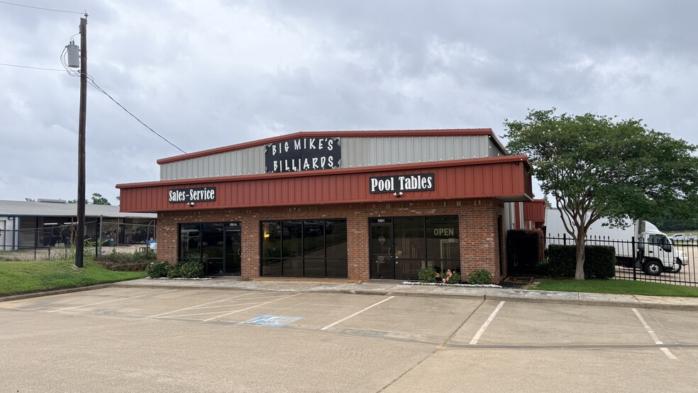 Primary Photo Of 17521 Tx-155, Flint Unknown For Lease
