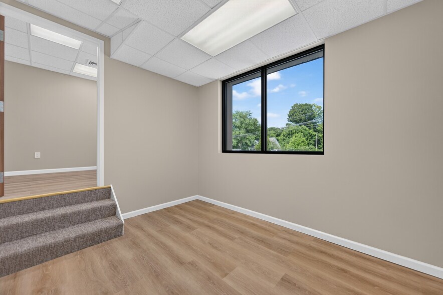 More Photos Of 464 Wolcott Rd, Wolcott Office For Lease