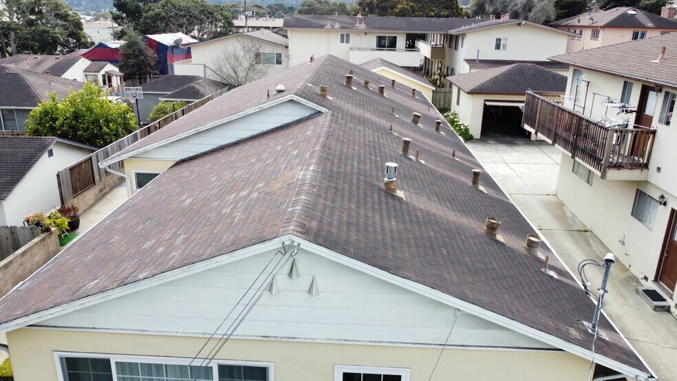 More Photos Of 107 Seeno St, Monterey Apartments For Sale