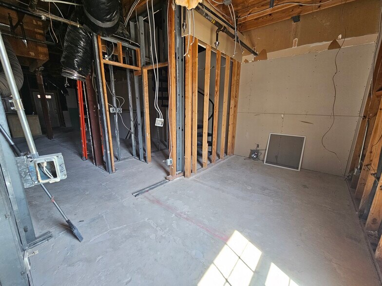 More Photos Of 3939 Houma Blvd, Metairie Medical For Sale