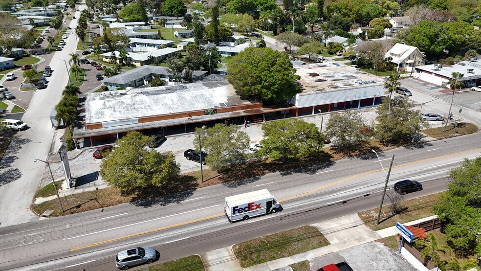 More Photos Of 1900 16th St N, Saint Petersburg Freestanding For Sale