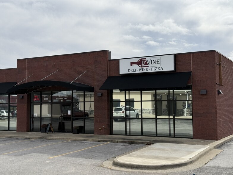 Primary Photo Of 432 S Mill St, Rogersville Storefront Retail Office For Lease