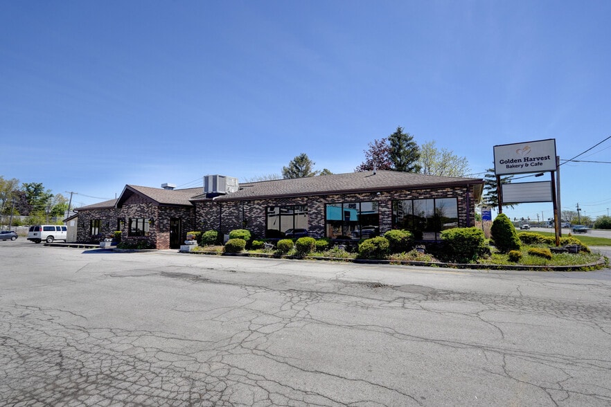 More Photos Of 368 Jefferson Rd, Rochester Restaurant For Sale