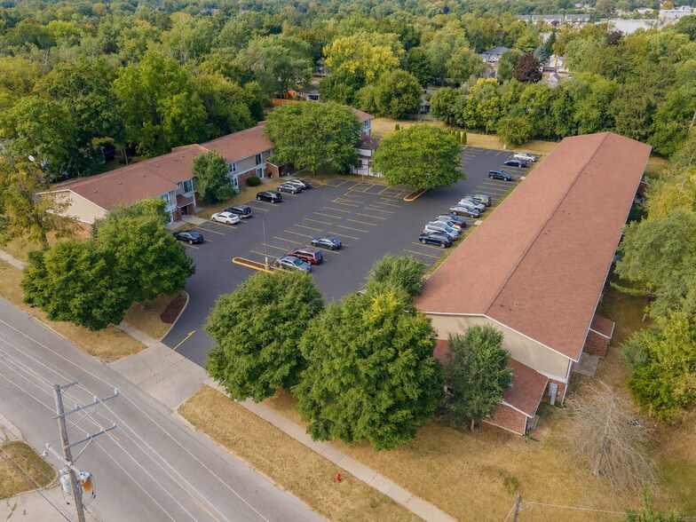 More Photos Of 604-620 E Grant Hwy, Marengo Apartments For Sale