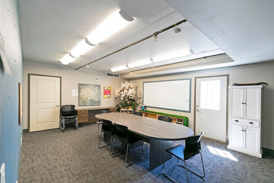 More Photos Of 2606 South Ave W, Missoula Shelter For Sale
