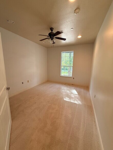 More Photos Of 16160 Porter Ln, Porter Land For Lease