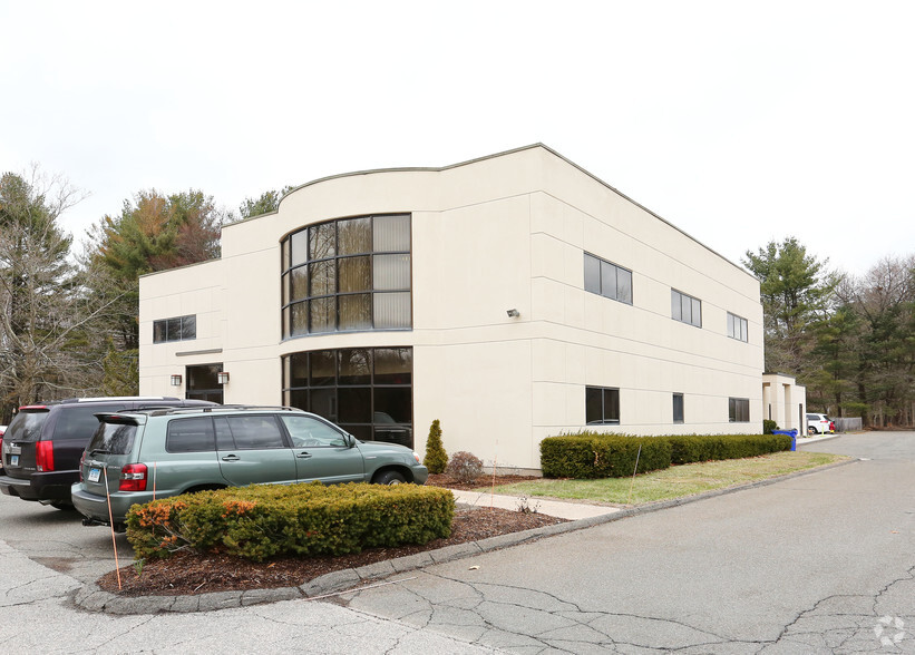 Primary Photo Of 110 Hopmeadow St, Weatogue Medical For Lease