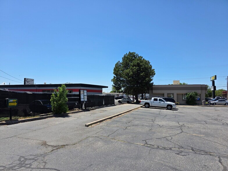 More Photos Of 564 N Main St, Clearfield Fast Food For Lease