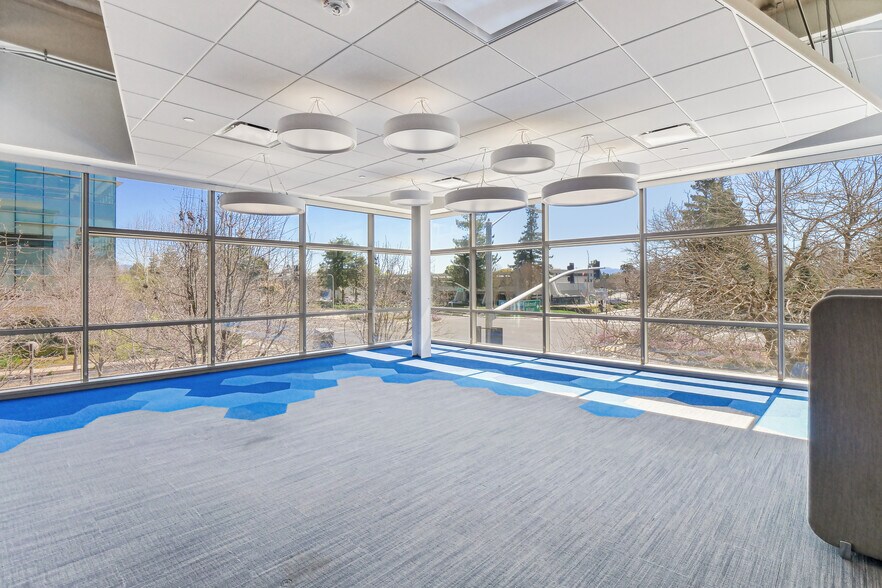 More Photos Of 3325 Scott Blvd, Santa Clara Unknown For Lease