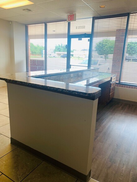 More Photos Of 3201 E Memorial, Edmond Office For Sale