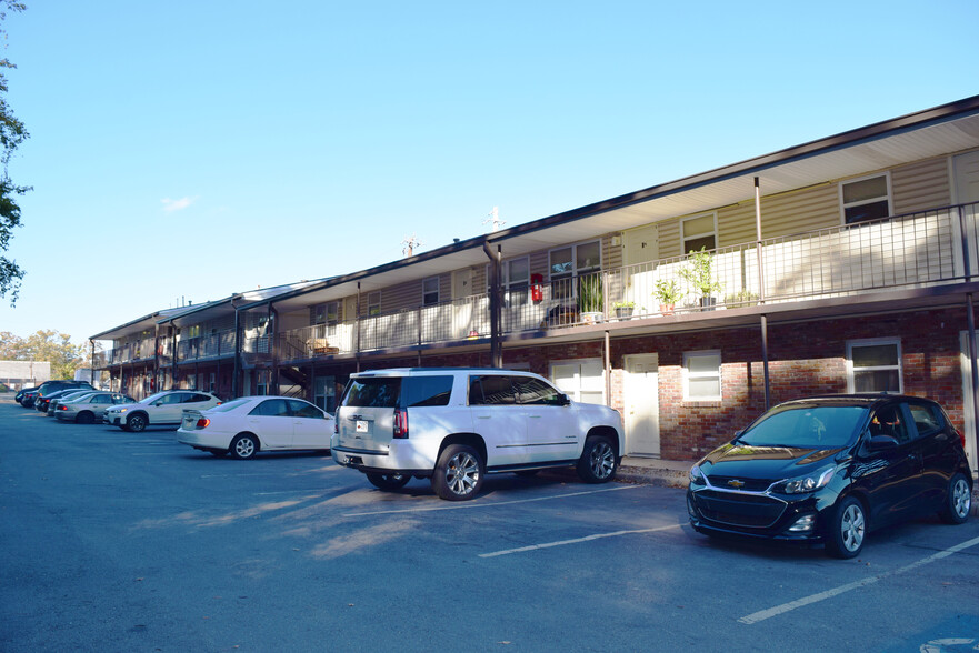 Primary Photo Of 3415 Town And Country Ave, Little Rock Apartments For Sale