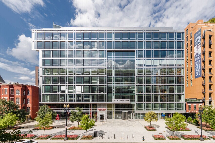 More Photos Of 455 Massachusetts Ave NW, Washington Office For Lease