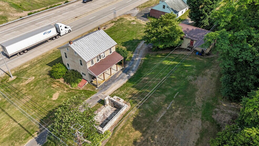 More Photos Of 3 Orchard Rd, Liverpool Winery Vineyard For Sale