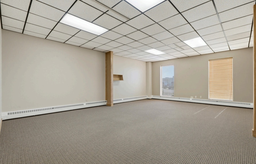 More Photos Of 305 SW Wyoming, Casper Office For Sale