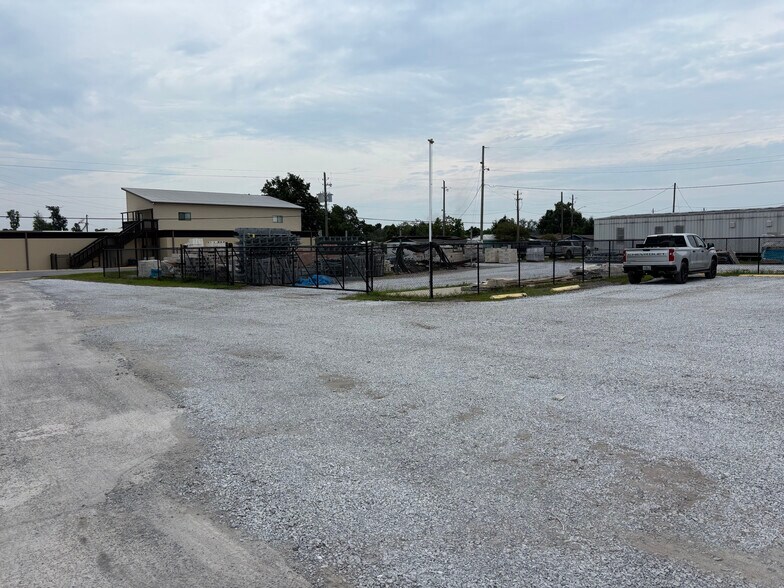 More Photos Of 1219 Transmitter Rd, Panama City Freestanding For Sale