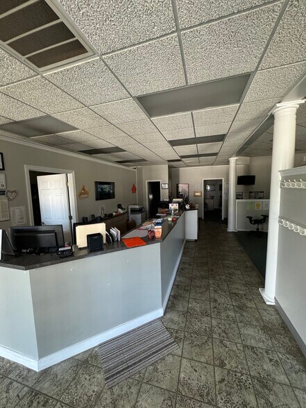 More Photos Of 2601 Herritage st, Kinston Medical For Sale