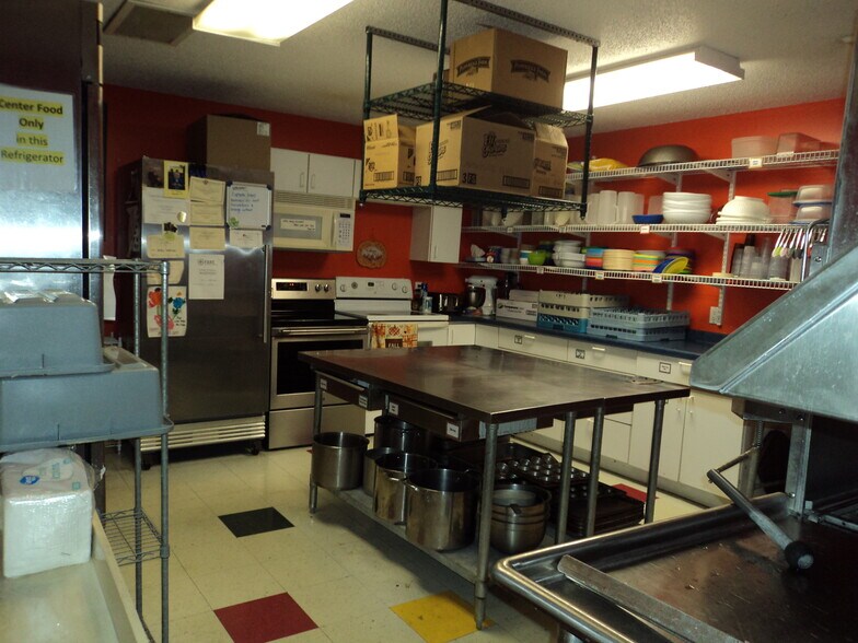 More Photos Of 2563 Development Dr, Green Bay Office For Lease