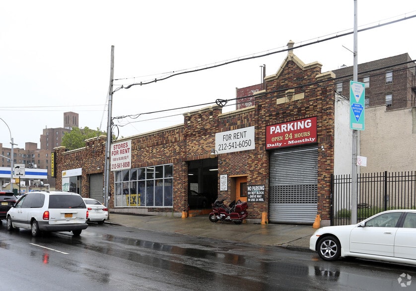 More Photos Of 1872 E Tremont Ave, Bronx Auto Dealership For Lease