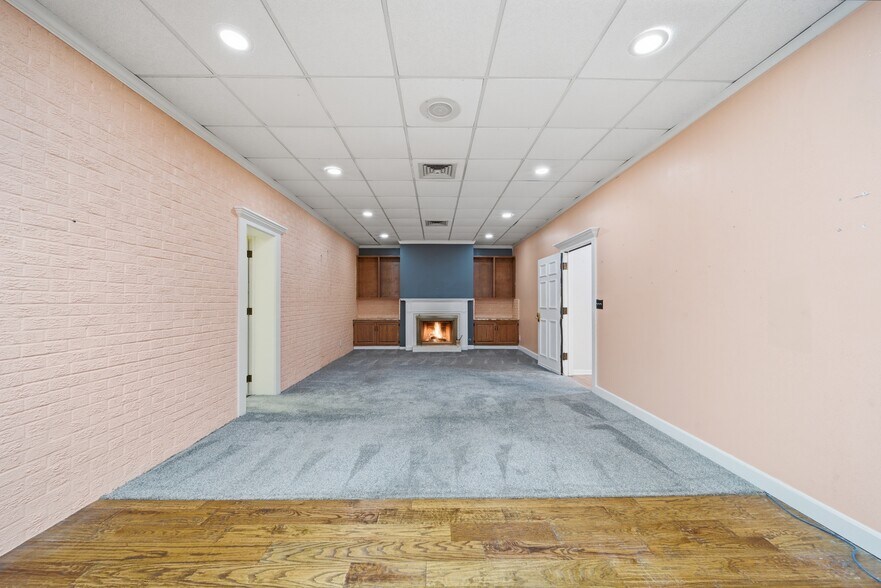 More Photos Of 7100 E 31st St, Tulsa Religious Facility For Sale