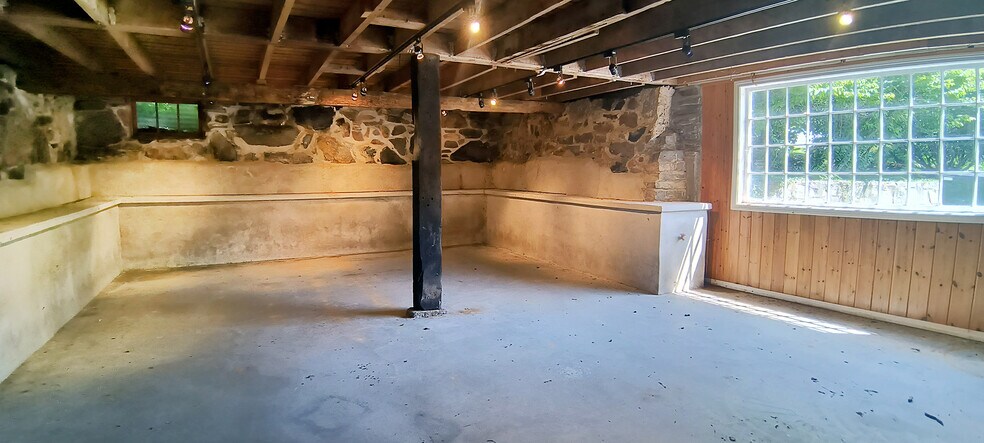 More Photos Of 259 Main St S, Woodbury Apartments For Lease