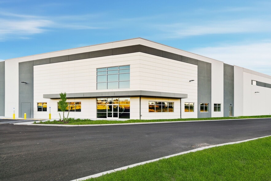 Primary Photo Of 23 Cape Rd, Mendon Distribution For Lease