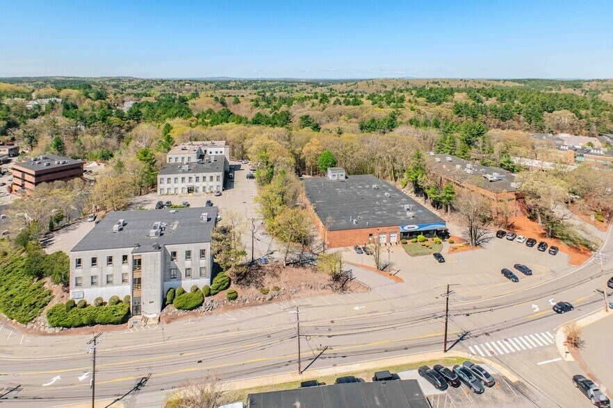 More Photos Of 280 Bear Hill Rd, Waltham Flex For Lease