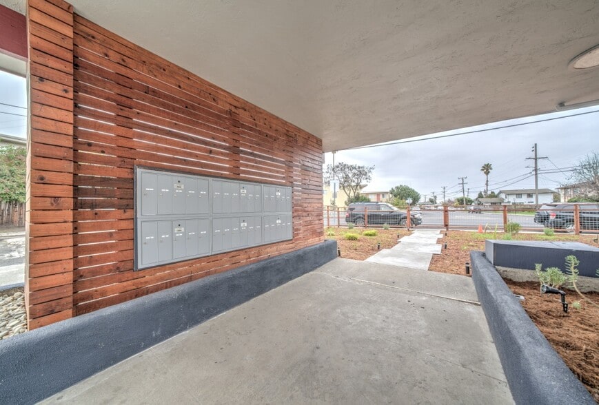 More Photos Of 399 Schafer Rd, Hayward Apartments For Sale