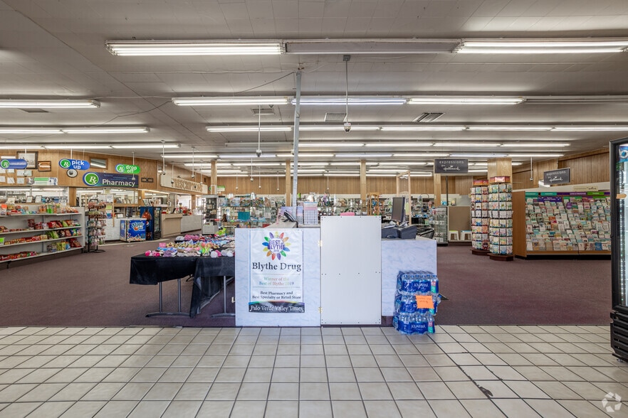 More Photos Of 321 Hobson Way, Blythe Medical For Lease