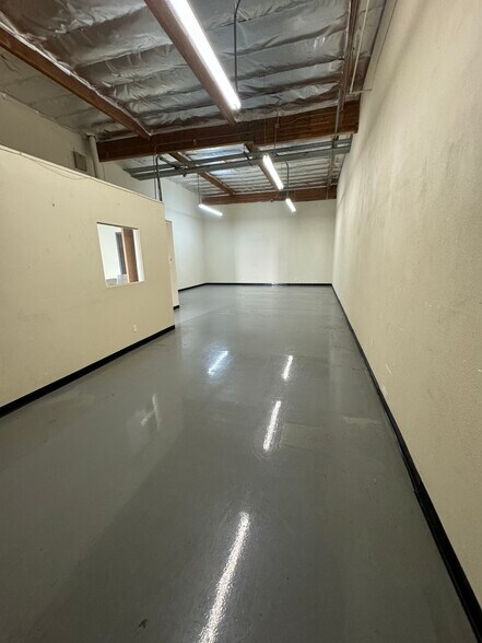 More Photos Of 4050 Spencer St, Torrance Warehouse For Lease