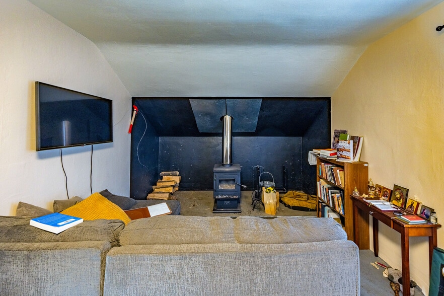More Photos Of 100 E 28th St, Cheyenne Apartments For Sale