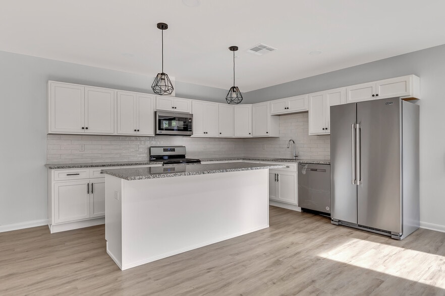 More Photos Of 253 Mantoloking Rd, Brick Apartments For Lease