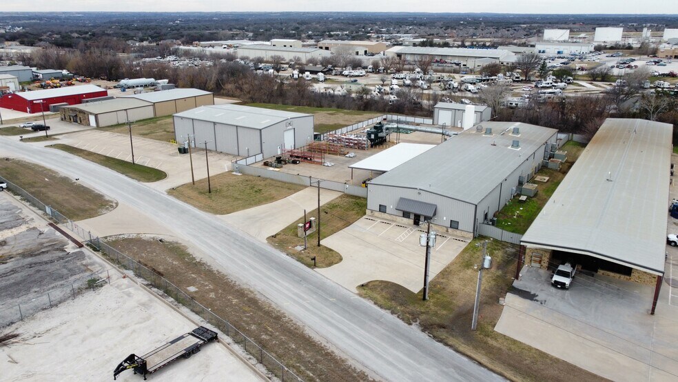 Primary Photo Of 178 Bear Cat Rd, Aledo Industrial For Sale