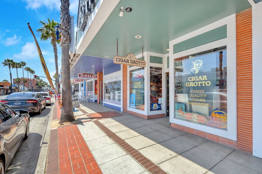 More Photos Of 210-216 N Coast Hwy, Oceanside Unknown For Lease