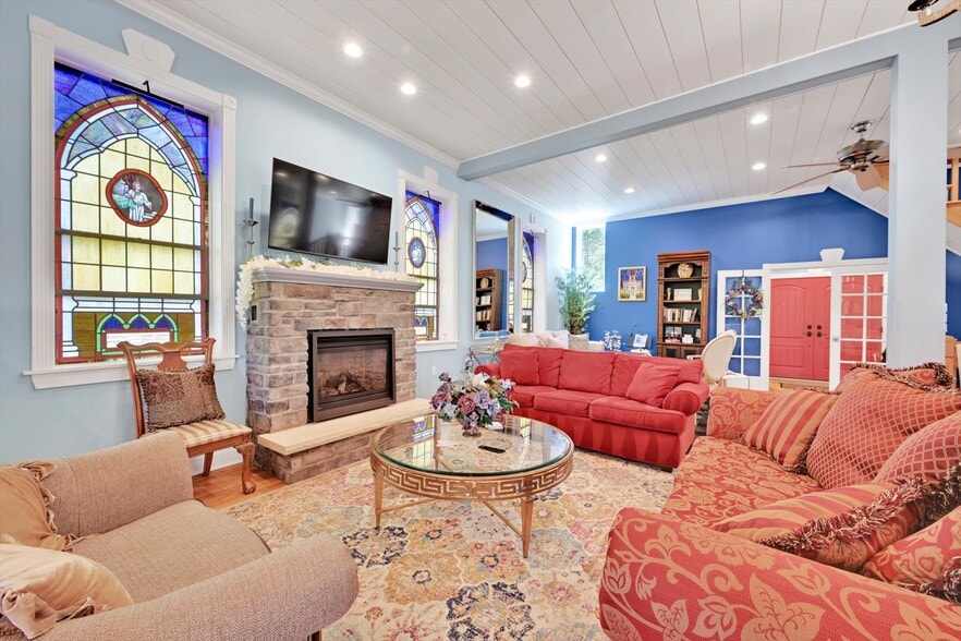 More Photos Of 279 Greenview Dr, Saylorsburg Religious Facility For Sale