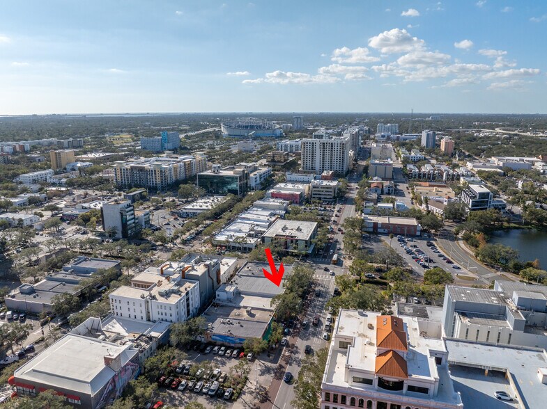 More Photos Of 554 1st Ave N, Saint Petersburg General Retail For Lease