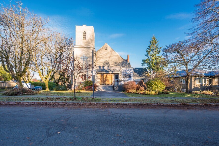 More Photos Of 4397 12th Av W, Vancouver Land For Sale