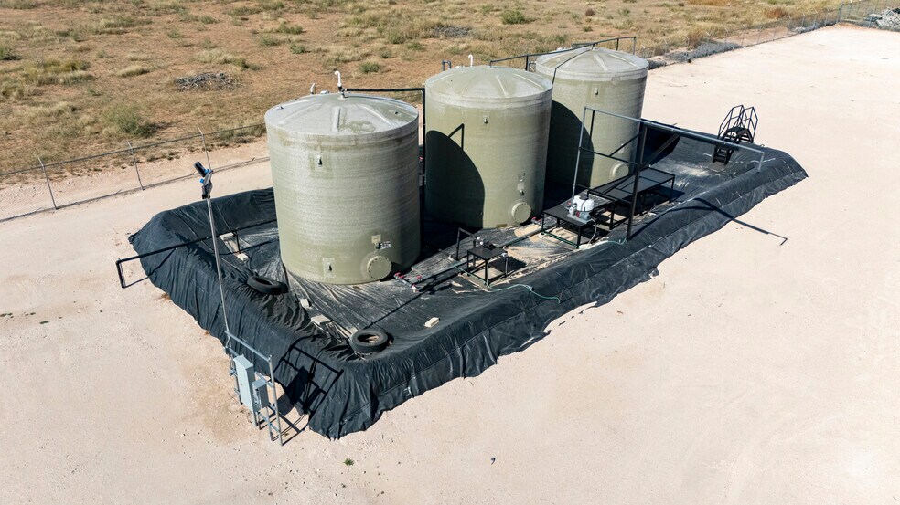 More Photos Of 1508 County Road 1105, Midland Warehouse For Lease