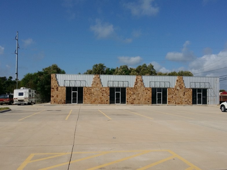 More Photos Of 427 NAS Dr, Corpus Christi Restaurant For Sale
