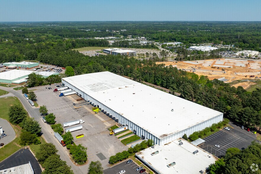 More Photos Of 3401 Gresham Lake Rd, Raleigh Distribution For Lease