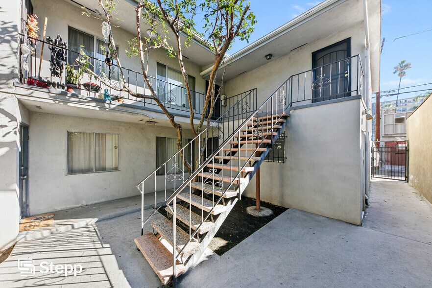 More Photos Of 1024 Cedar Ave, Long Beach Apartments For Sale