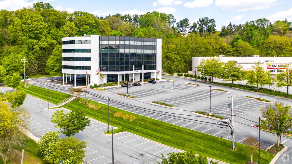 More Photos Of 2311 York Rd, Timonium Office For Lease