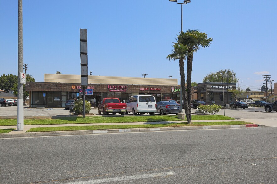 More Photos Of 605-619 W Manchester Blvd, Inglewood Unknown For Lease