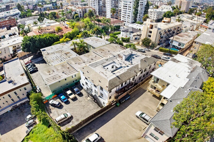 More Photos Of 1918 Grace Ave, Los Angeles Apartments For Sale