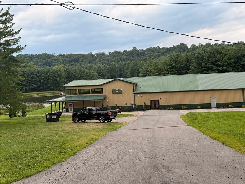 More Photos Of 273 Tackett Ln, Piketon Lodge Meeting Hall For Sale