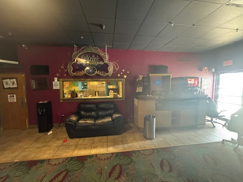 More Photos Of 7180 S US Highway 1, Port Saint Lucie Storefront Retail Office For Sale